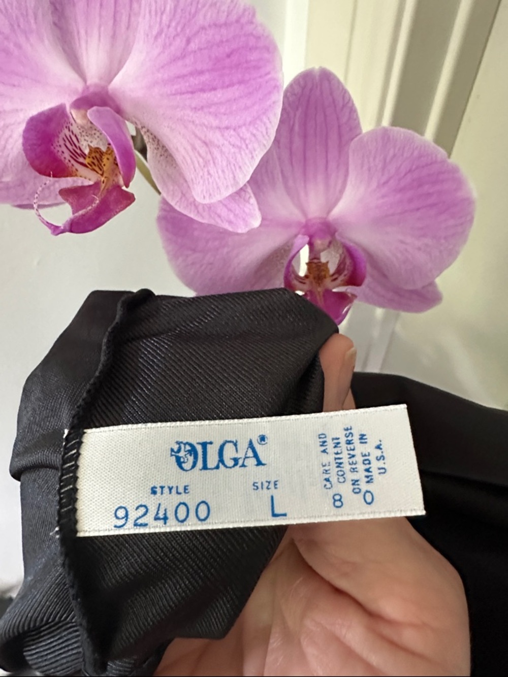 Black vintage Olga lingerie nightgown - Picture 2 of 9